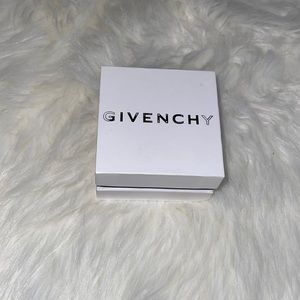 Super cute small GIVENCHY box